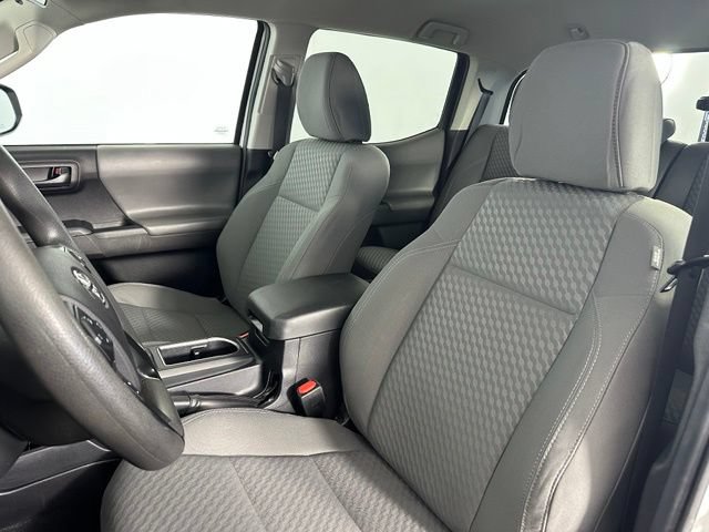 Used 2021 Toyota Tacoma SR AWD/4WD image 13