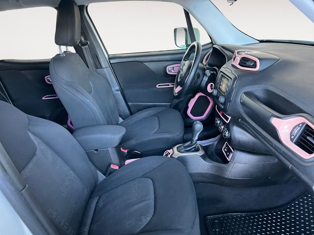 Used 2016 Jeep Renegade Latitude image 13