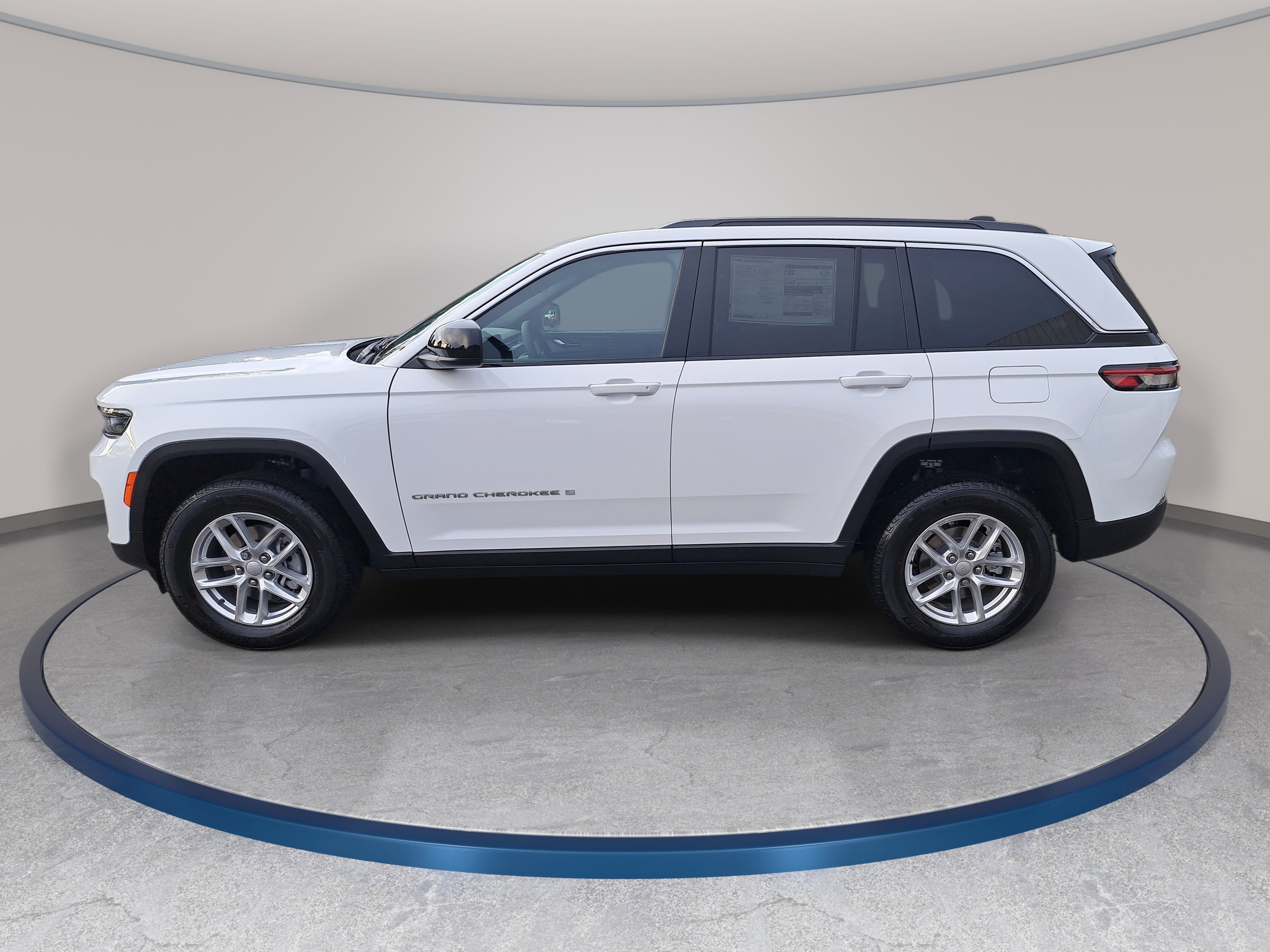 New 2026 Jeep Grand Cherokee Laredo AWD/4WD image 8