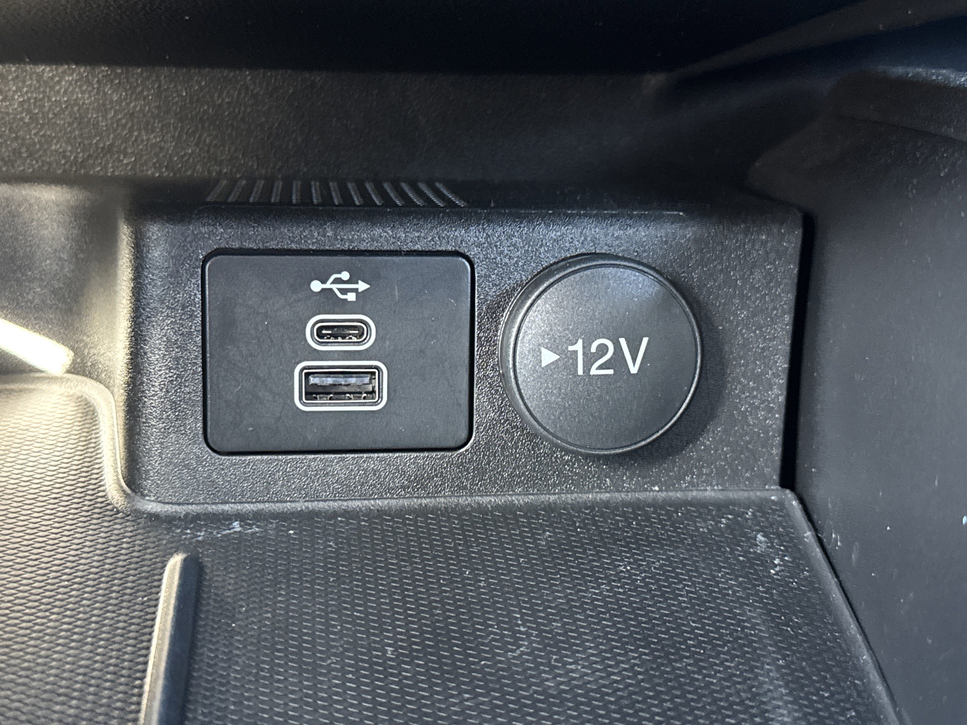 Certified 2024 Ford Escape ST-Line image 24