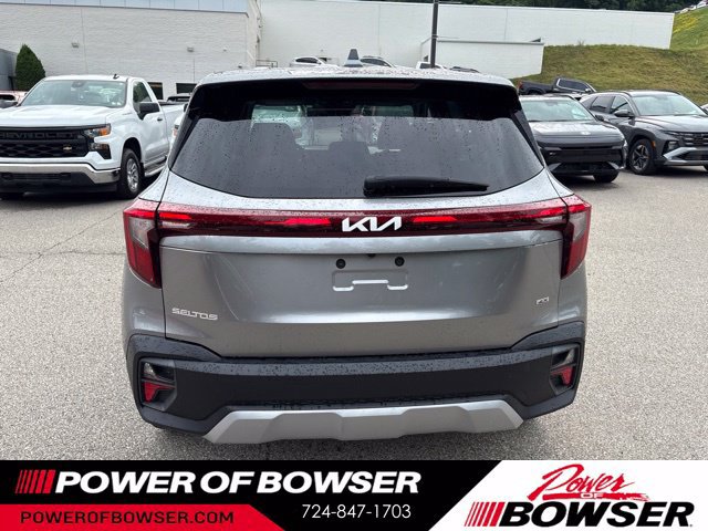 Used 2024 Kia Seltos LX AWD/4WD image 4