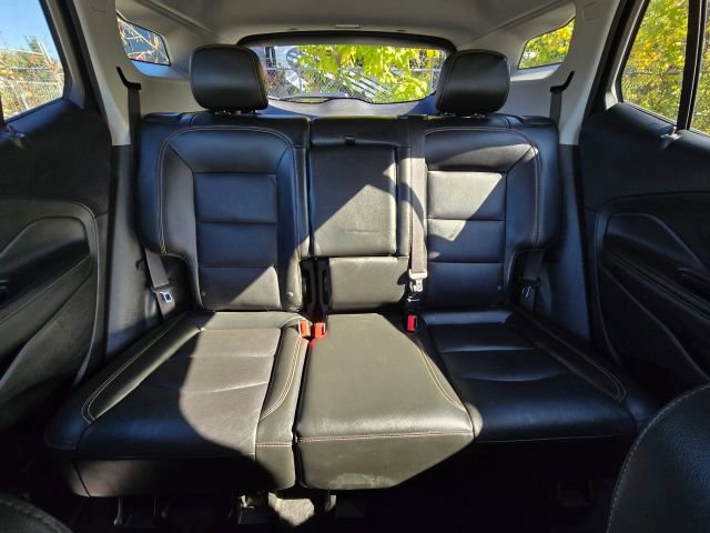 Used 2020 GMC Terrain SLT image 18