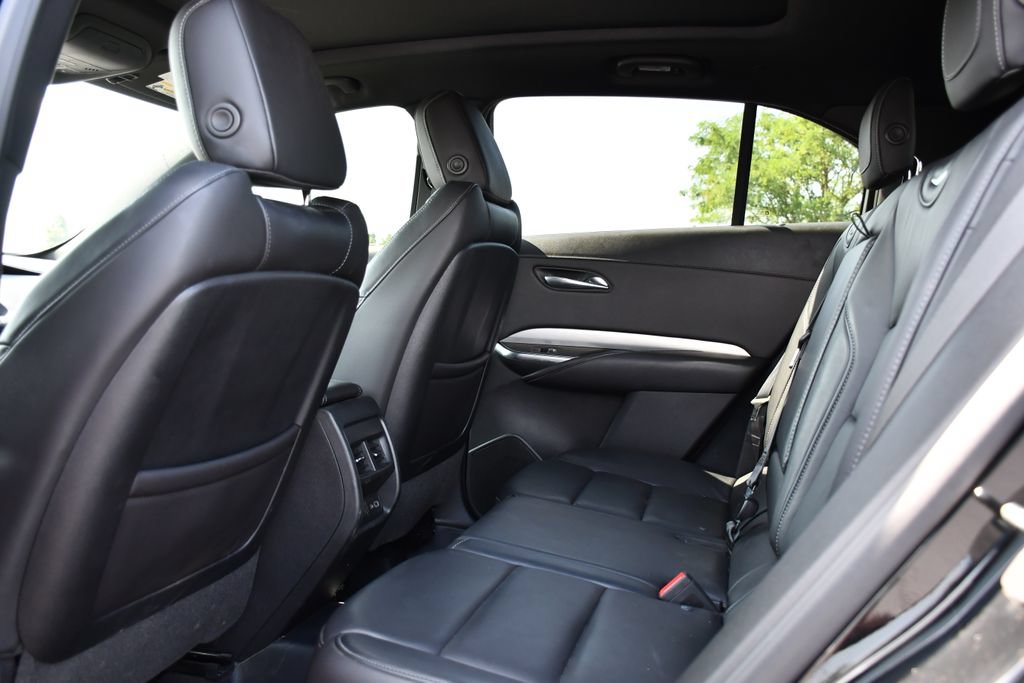Used 2019 Cadillac XT4 Premium Luxury w/ Cold Weather Package AWD/4WD image 20