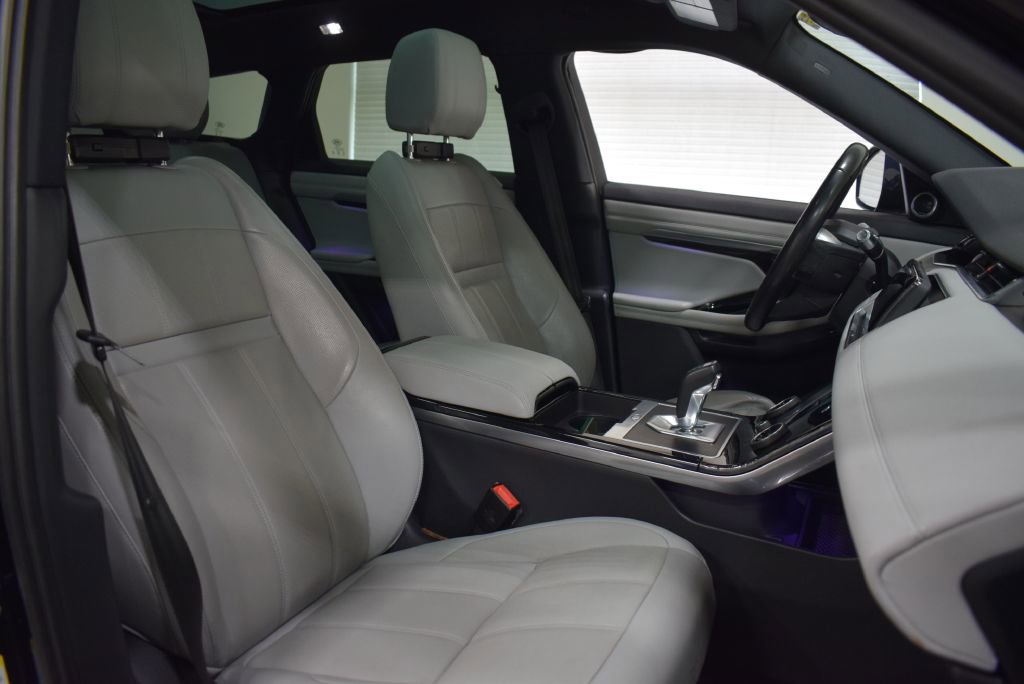 Used 2020 Land Rover Range Rover Evoque SE image 20