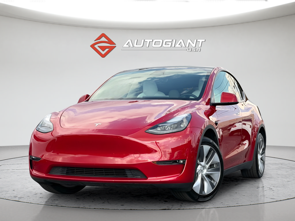 Used 2023 Tesla Model Y Long Range AWD/4WD image 2