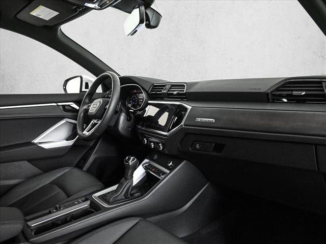 Certified 2025 Audi Q3 2.0T Premium w/ Convenience Package image 23