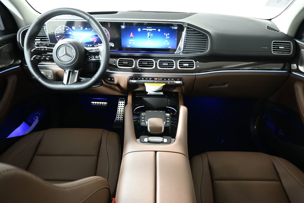 New 2026 Mercedes-Benz GLS 450 4MATIC image 4