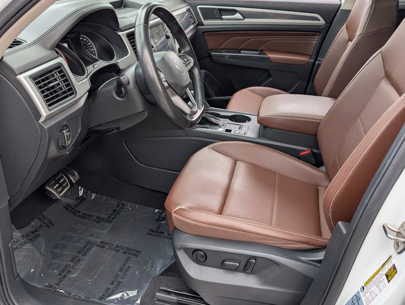 Used 2021 Volkswagen Atlas SE w/ Panoramic Sunroof Package image 6