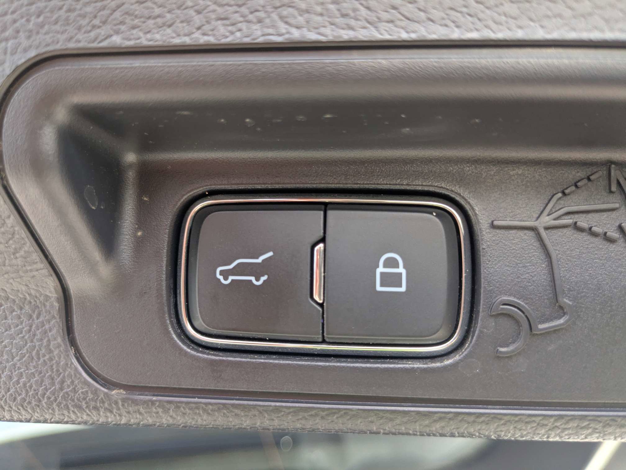 Used 2025 Ford Explorer ST AWD/4WD image 15