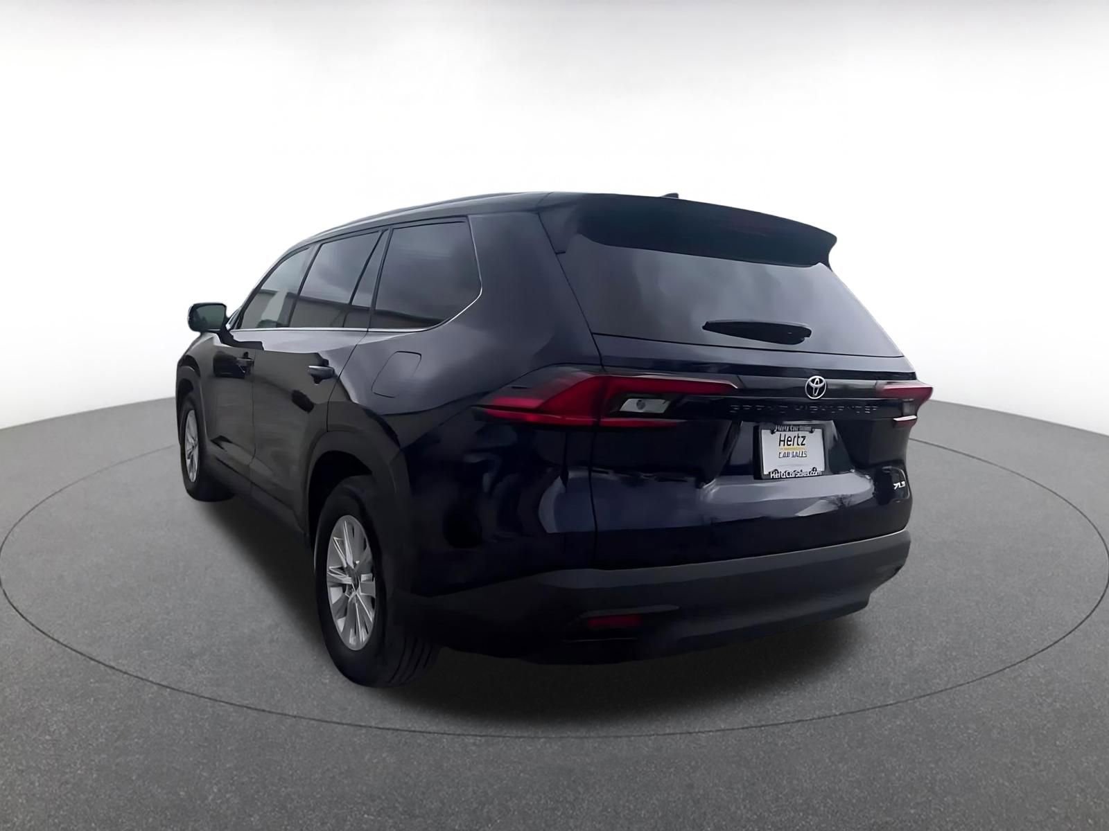 Used 2025 Toyota Grand Highlander FWD image 11