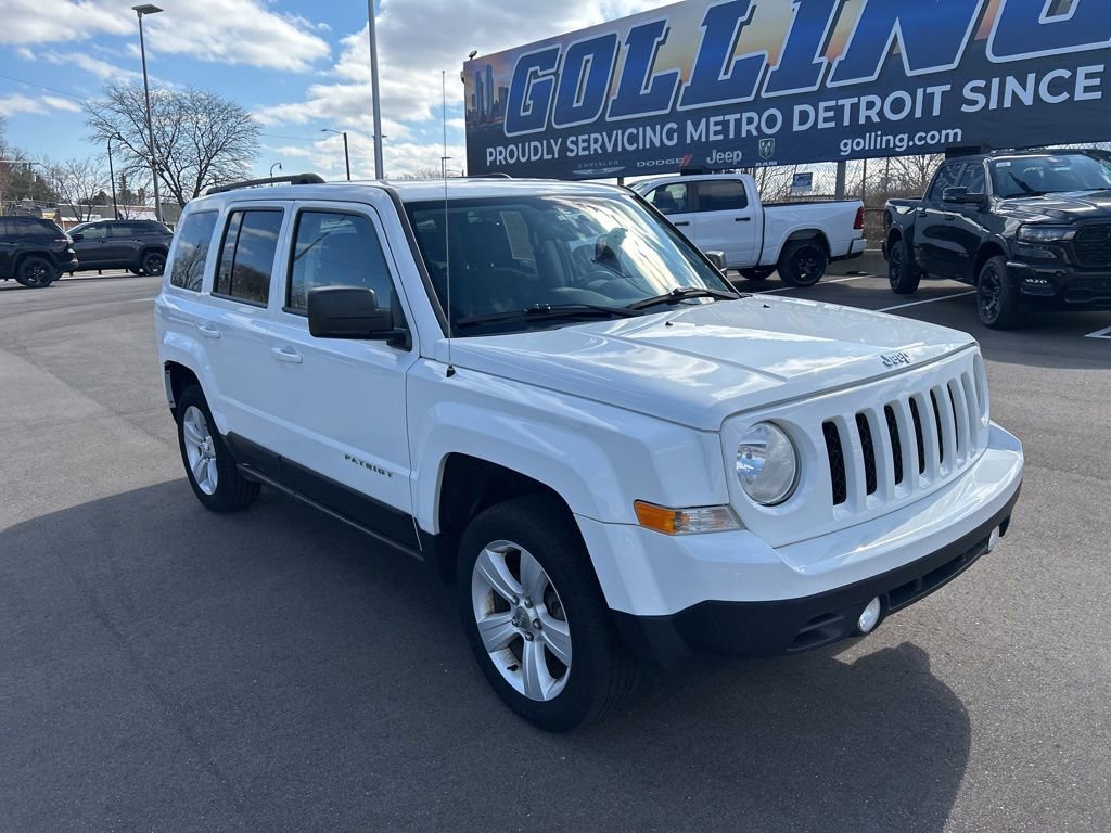 Used 2016 Jeep Patriot Latitude image 3