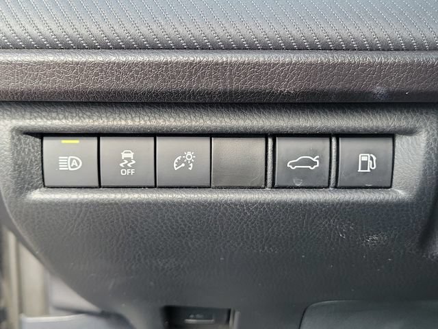 Used 2025 Toyota Camry SE FWD image 23