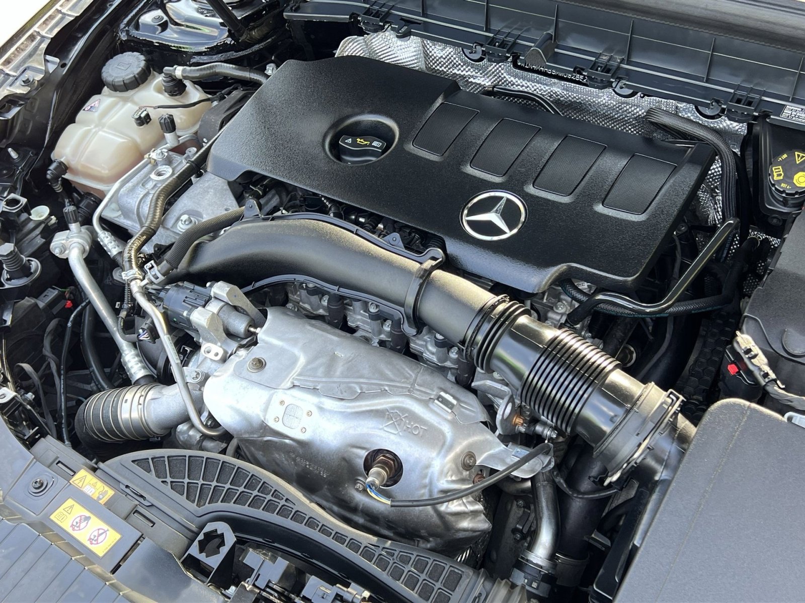 Certified 2021 Mercedes-Benz GLB 250 4MATIC image 28