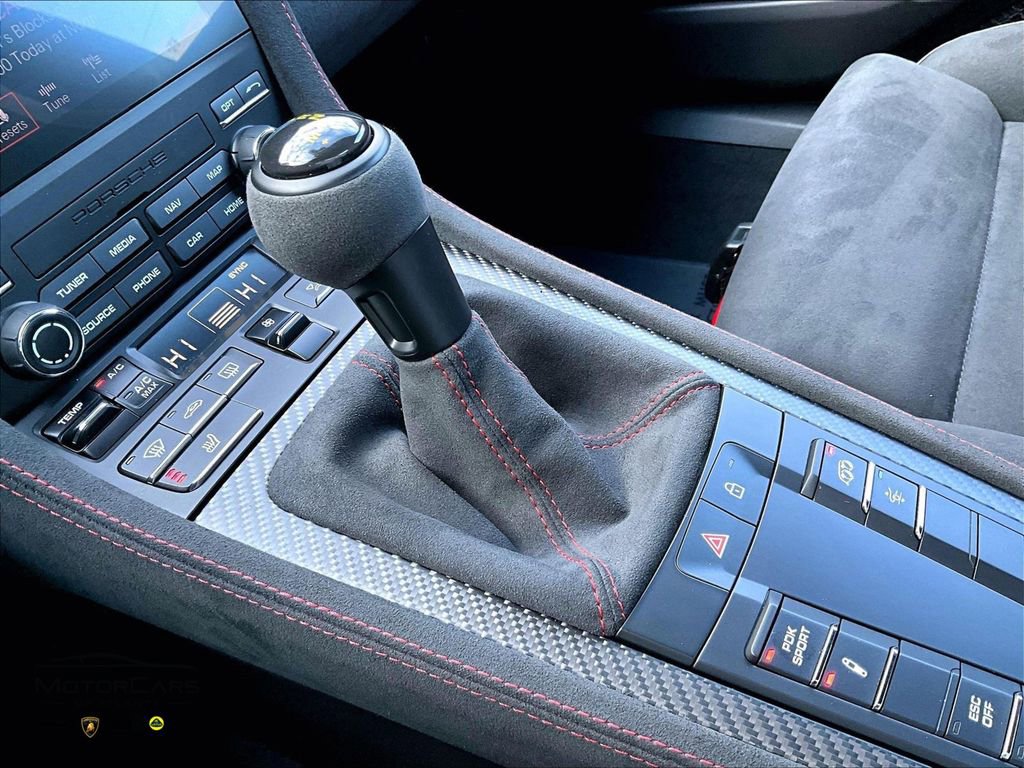 Used 2025 Porsche 718 Cayman GT4 RS image 15