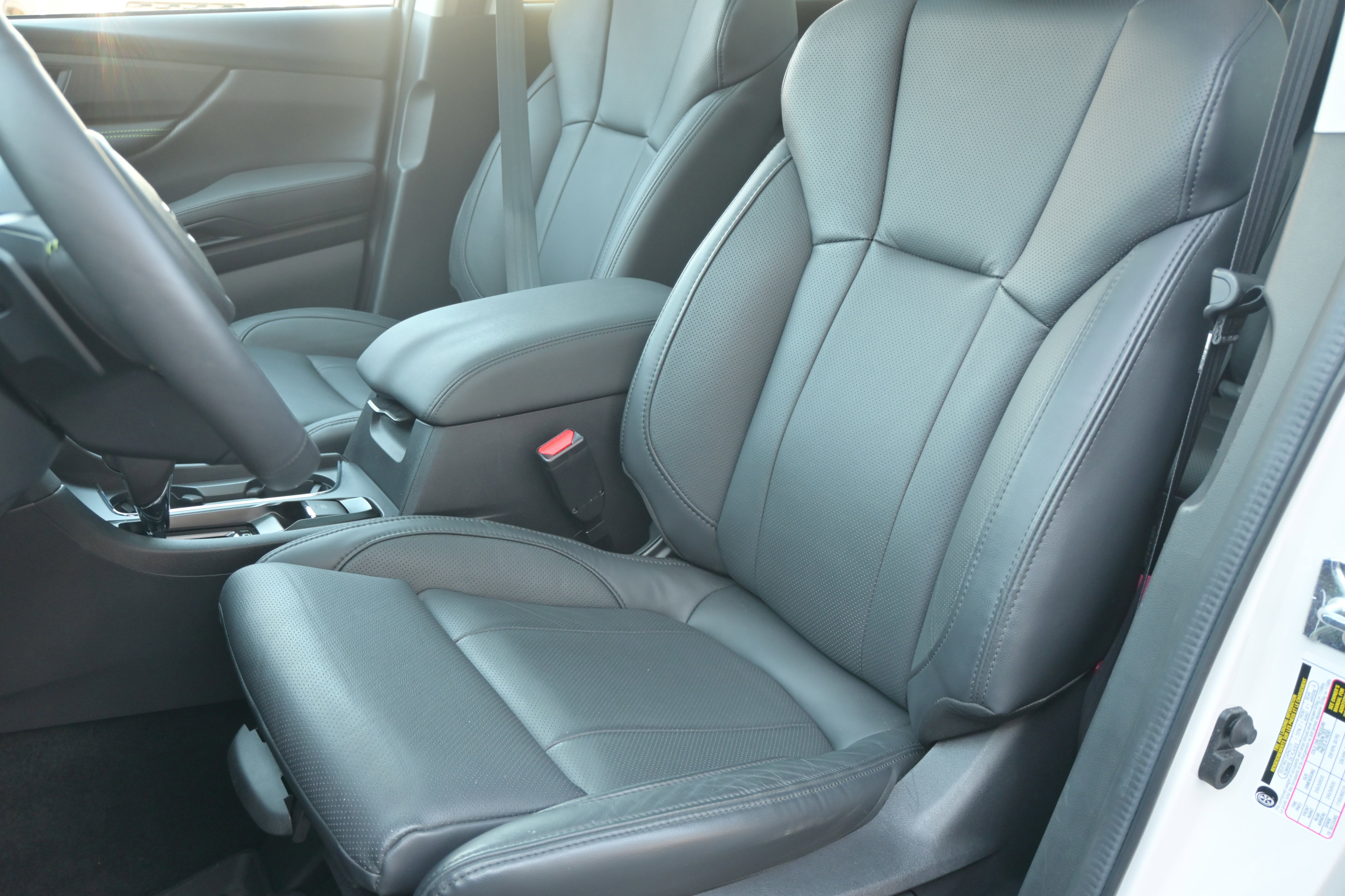 Used 2025 Subaru Ascent Bronze Edition image 16