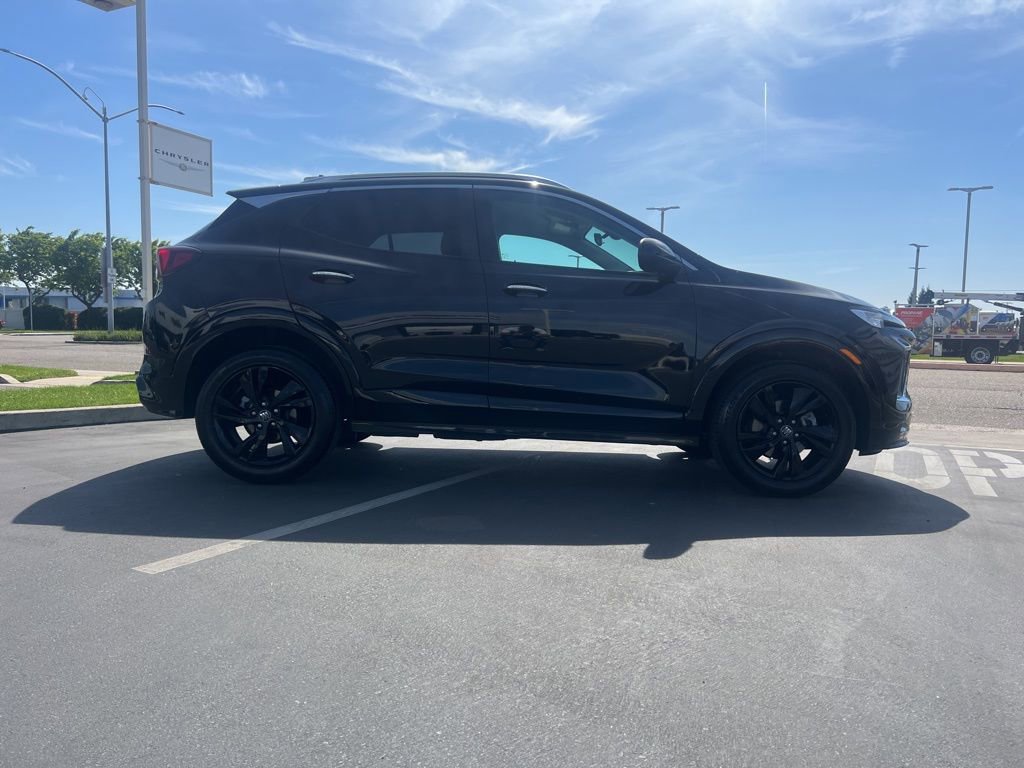 Used 2024 Buick Encore GX Sport Touring image 8