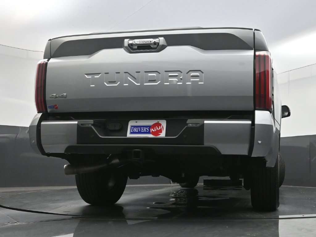 Used 2022 Toyota Tundra Limited AWD/4WD image 33