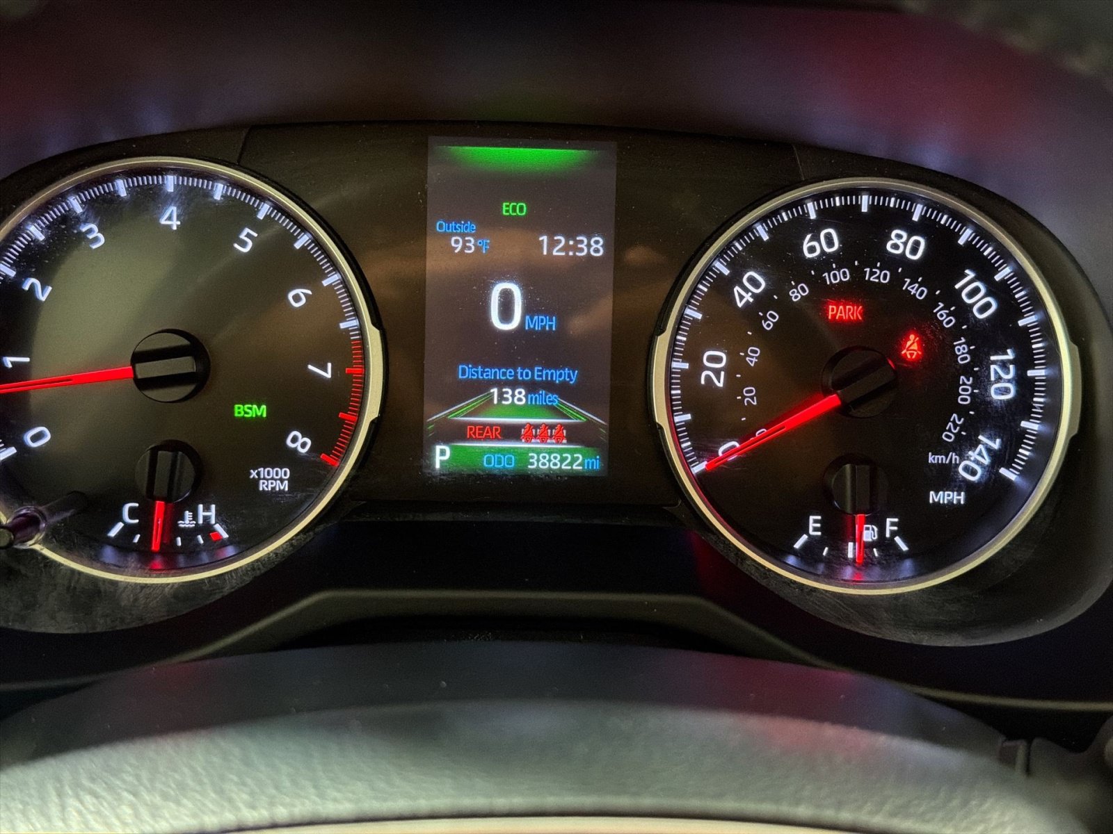Used 2019 Toyota RAV4 XLE Premium w/ Cold Weather Package AWD/4WD image 17