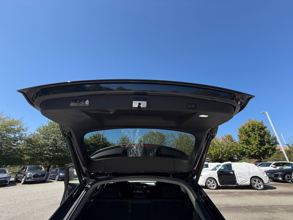 New 2025 Audi Q5 Premium Plus image 14