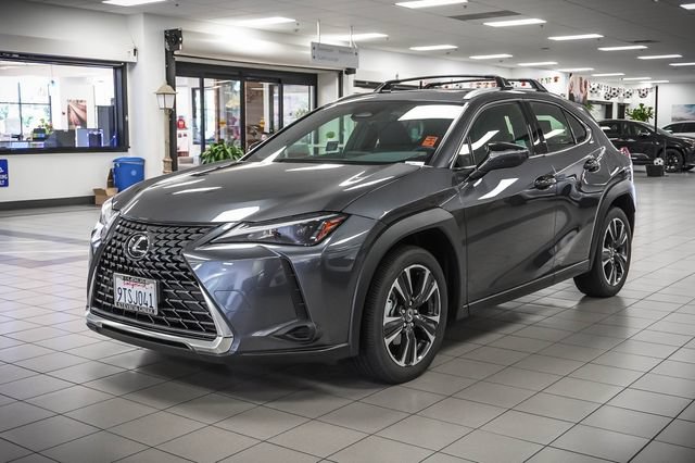Certified 2025 Lexus UX 300h FWD w/ Accessory Package (Z2) image 4
