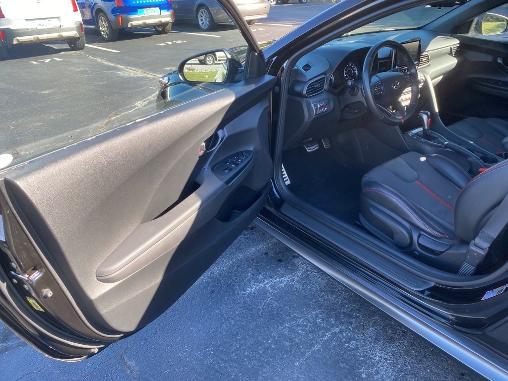 Used 2019 Hyundai Veloster Turbo image 10