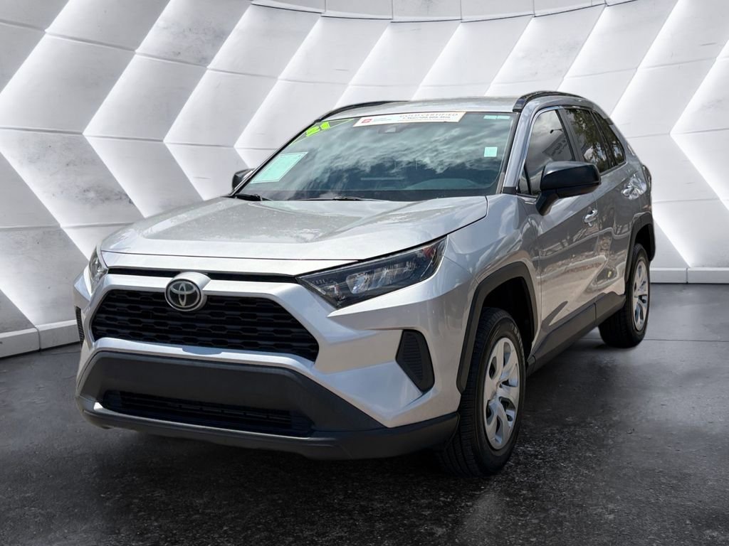 Used 2021 Toyota RAV4 LE w/ Carpet Mat Package (TMS) FWD image 3