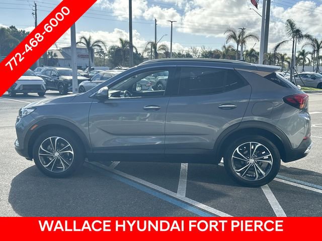 Used 2022 Buick Encore GX Essence image 12