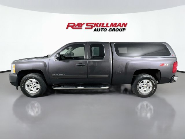 Used 2010 Chevrolet Silverado 1500 LT w/ Power Pack Plus RWD image 4