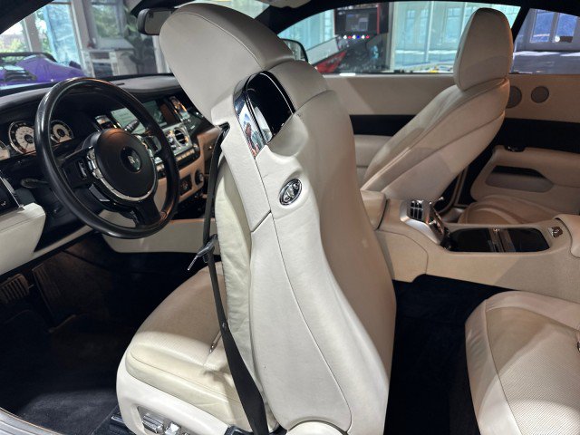 Used 2015 Rolls-Royce Wraith RWD image 54