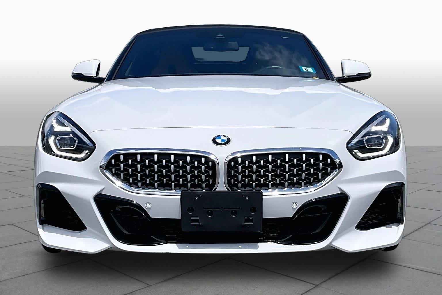Used 2019 BMW Z4 M40i w/ M Sport Package RWD image 3