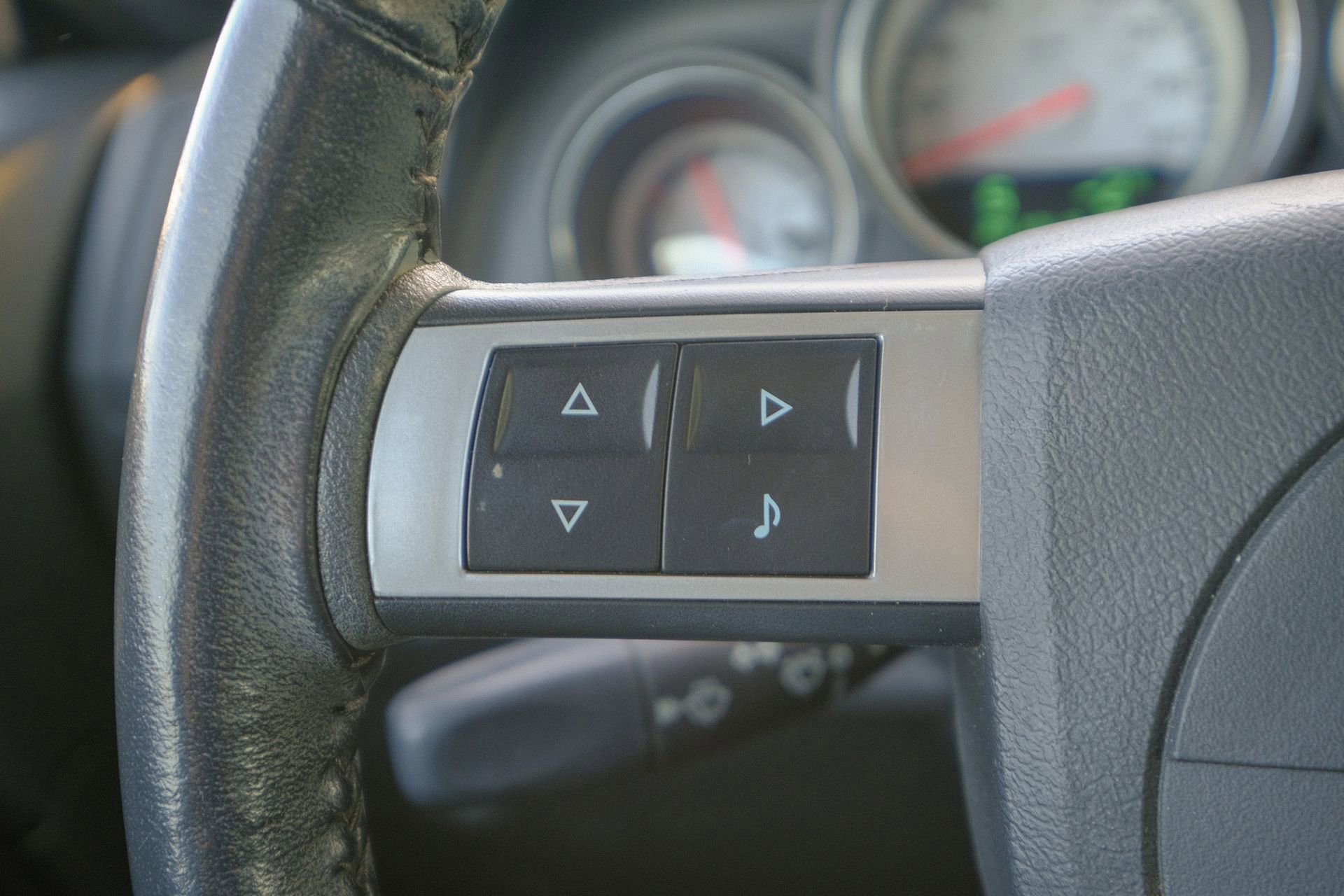 Used 2009 Dodge Challenger R/T image 34