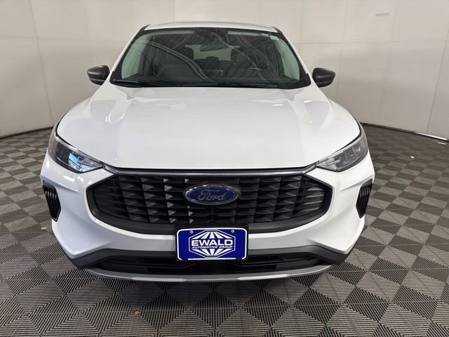 Used 2023 Ford Escape Active image 3