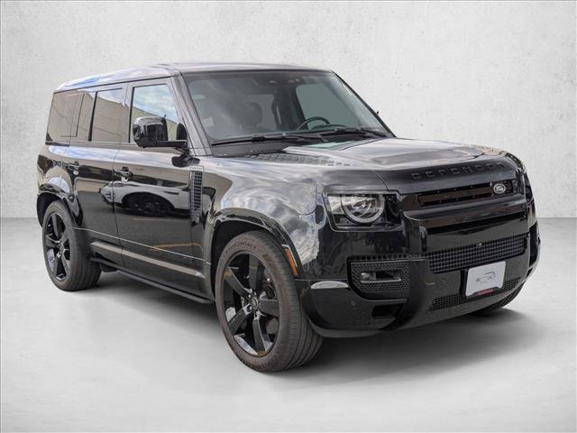 Certified 2025 Land Rover Defender 110 V8 AWD/4WD image 3