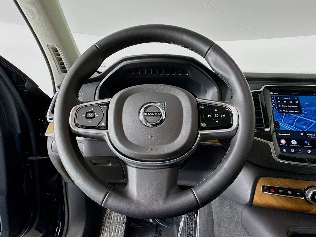 Certified 2025 Volvo XC90 B6 Plus image 11