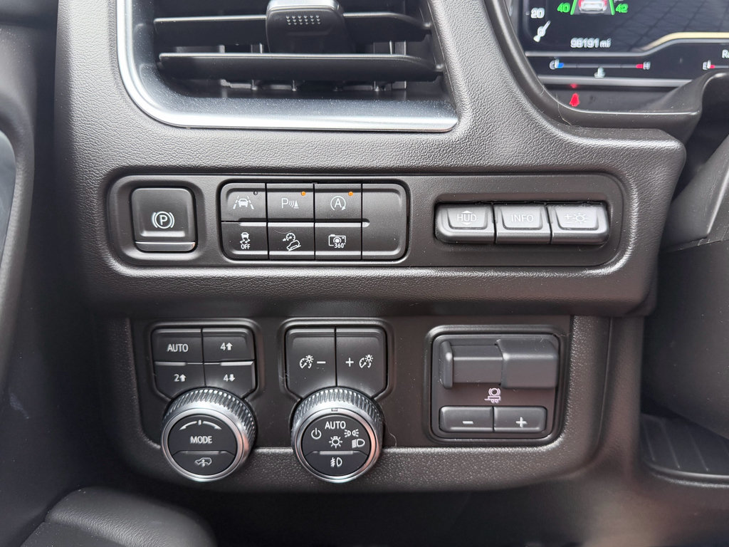Used 2023 GMC Yukon AT4 w/ AT4 Premium Plus Package AWD/4WD image 14