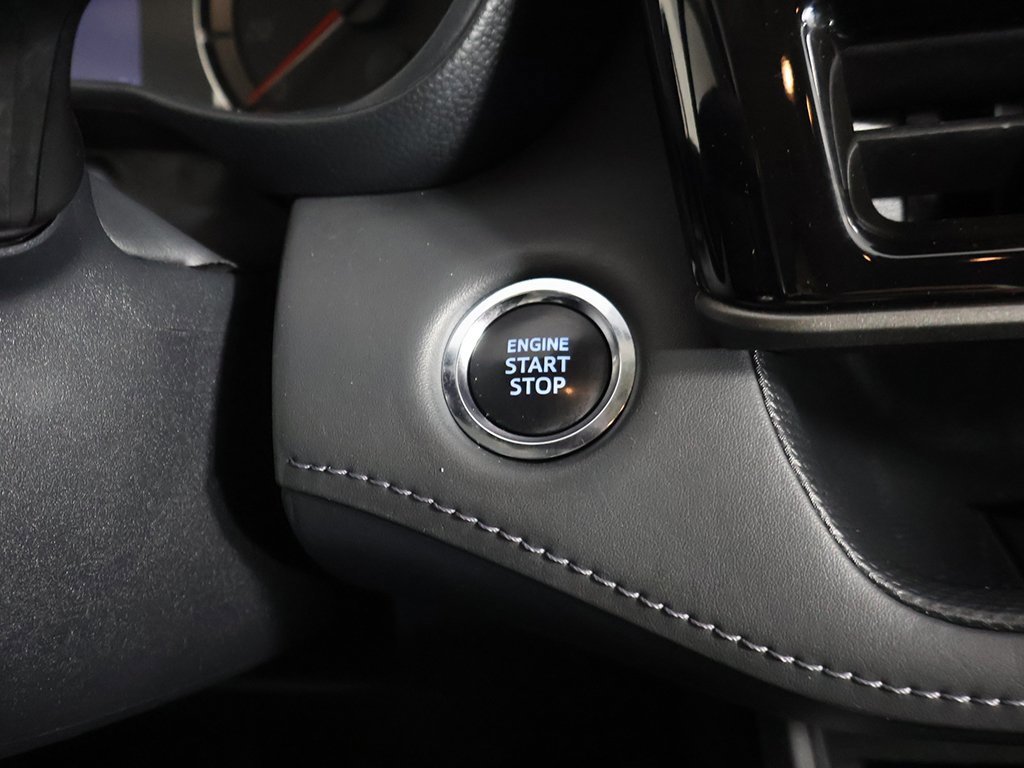 Used 2022 Toyota Highlander LE image 36