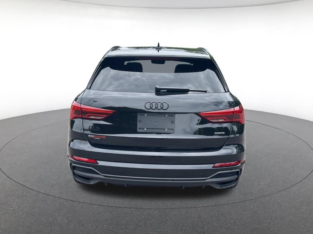 Used 2025 Audi Q3 2.0T Premium AWD/4WD image 4
