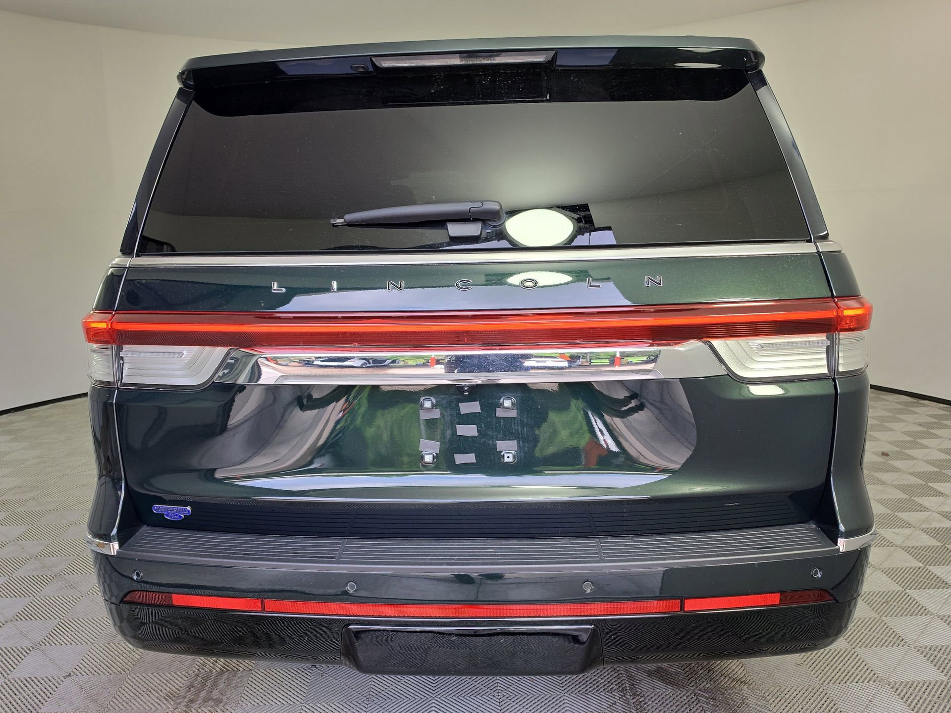 Used 2024 Lincoln Navigator L Black Label AWD/4WD image 6