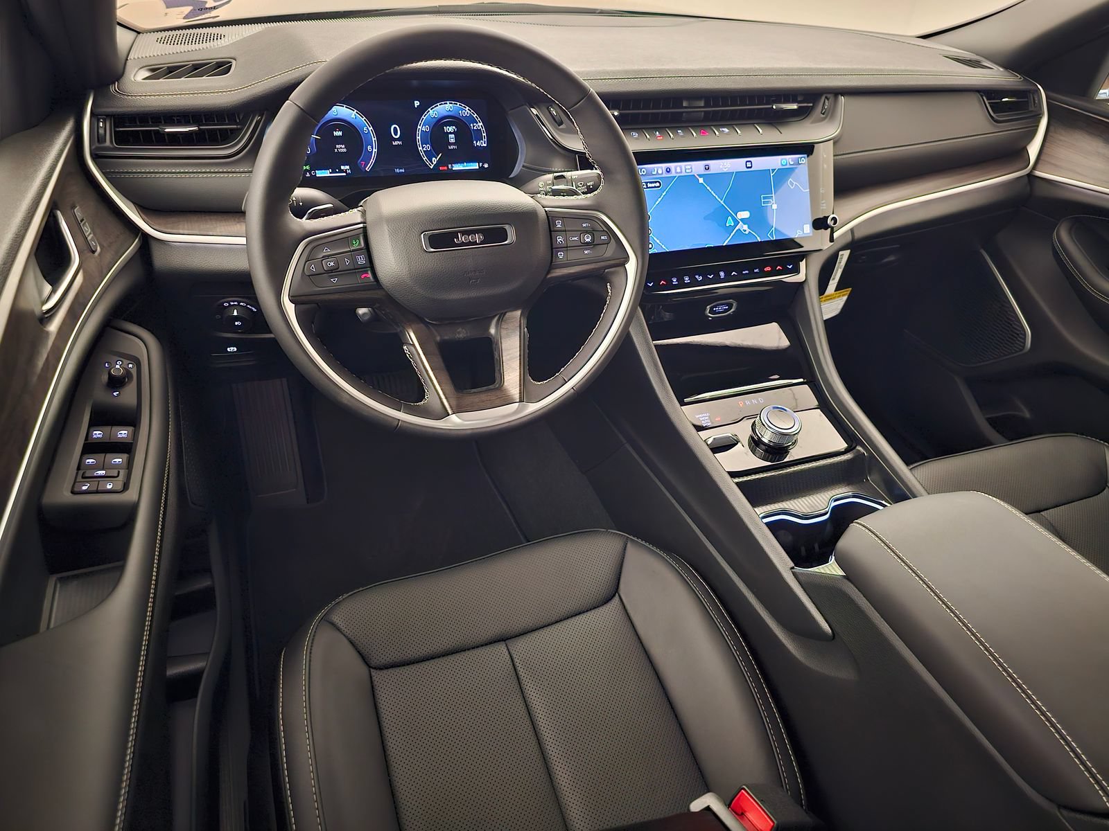 New 2027 Jeep Grand Cherokee Limited AWD/4WD image 7