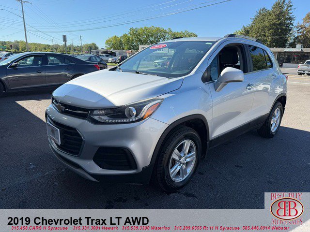 Used 2019 Chevrolet Trax LT w/ LT Convenience Package AWD/4WD image 7