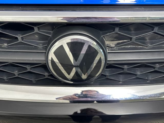 Used 2024 Volkswagen Taos SE AWD/4WD image 9