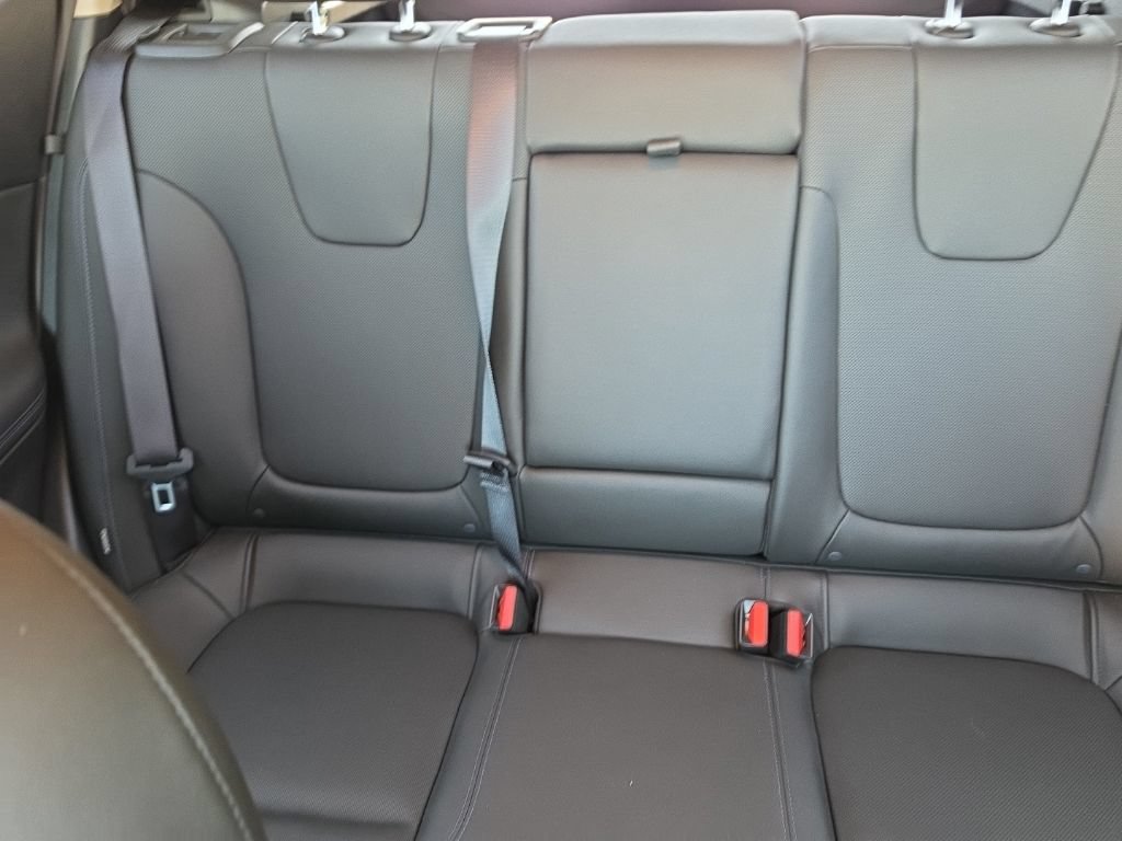 Certified 2025 Buick Encore GX Sport Touring w/ Comfort Package FWD image 30