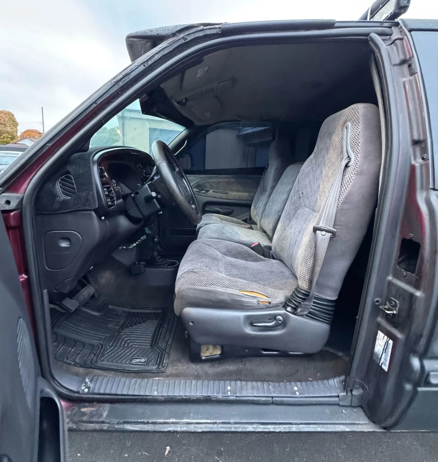 Used 2000 Dodge Ram 3500 Truck 4x4 Quad Cab image 2