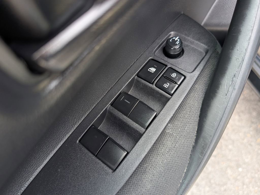 Used 2023 Toyota Corolla LE w/ Carpet Mat Package (TMS) FWD image 15