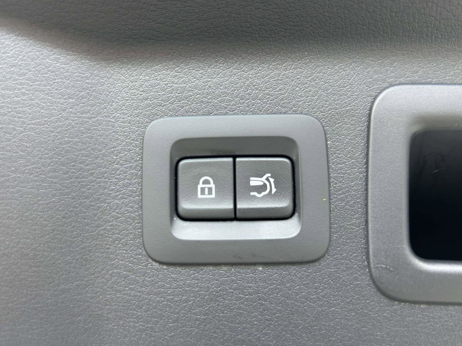 Used 2025 MAZDA CX-90 3.3 Turbo w/ Preferred Package image 20