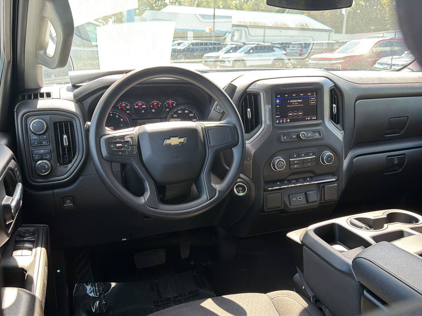 Used 2024 Chevrolet Silverado 1500 Custom w/ Turbomax Blackout Package AWD/4WD image 18