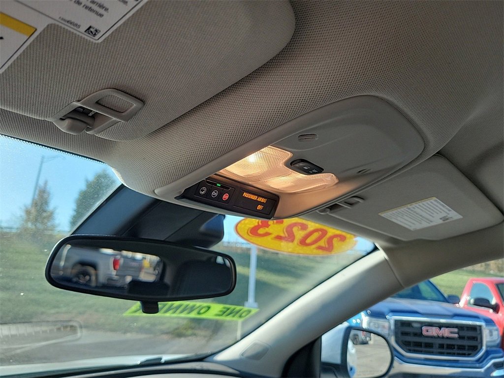 Used 2023 Buick Encore GX Select image 30