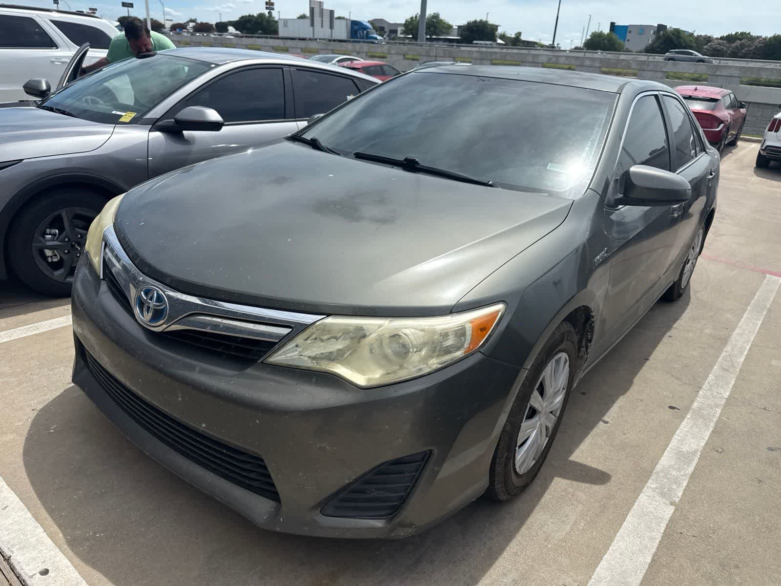Used 2012 Toyota Camry LE FWD video 1