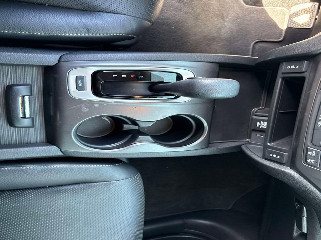 Used 2018 Honda Ridgeline RTL-T image 24