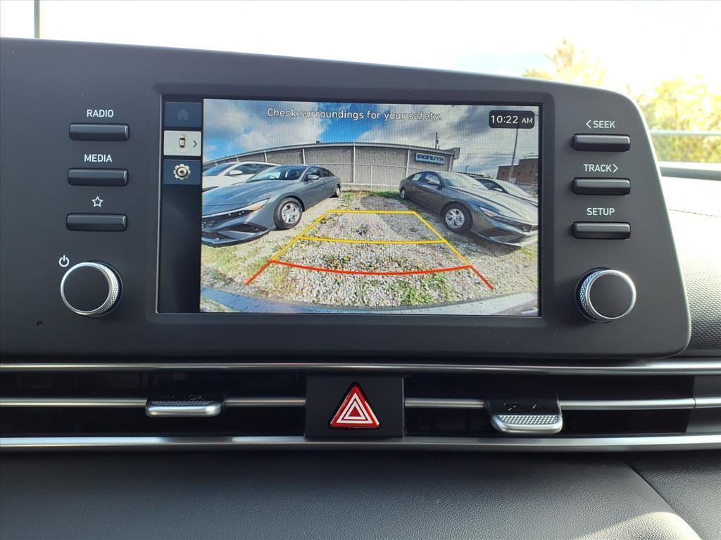 New 2026 Hyundai Elantra SE image 9